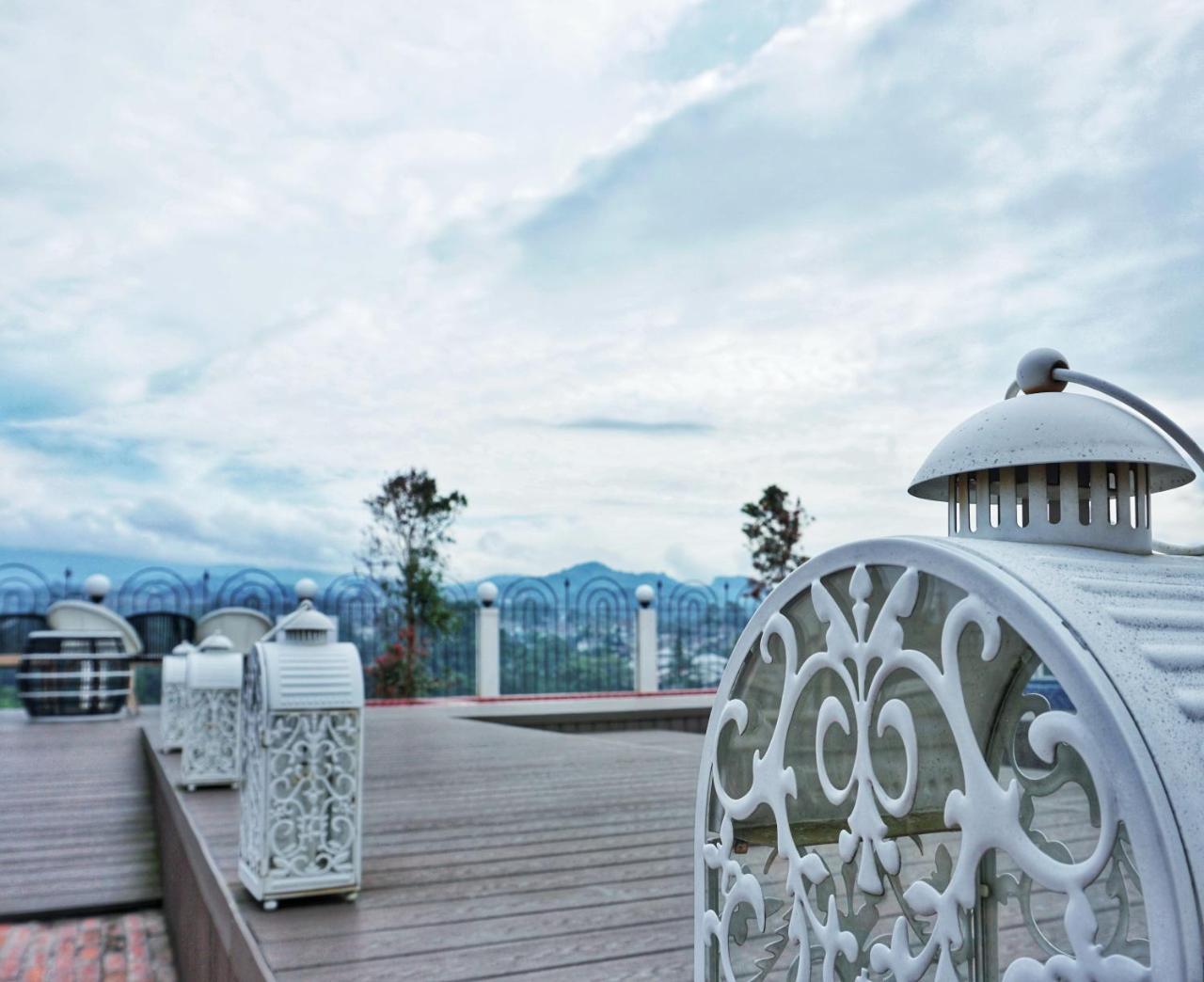 Cinnamon Hotel Boutique Syariah Tutugan Kültér fotó